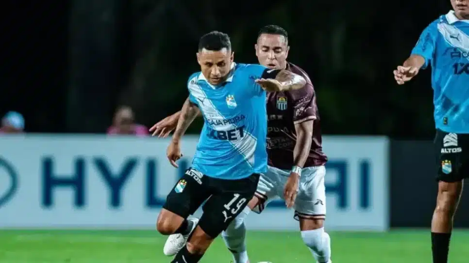Jogo entre Sporting Cristal e Carabobo pela pré-Libertadores.