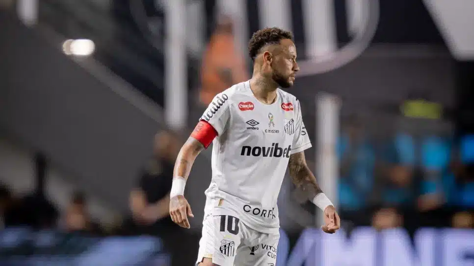 Neymar em Santos x Remo