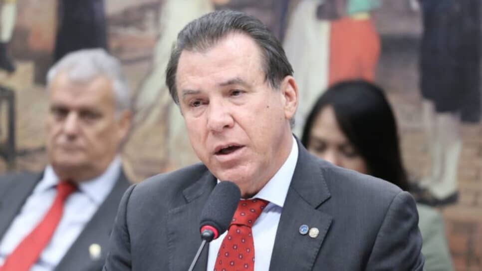 "Economia consegue suportar 40h semanais", diz ministro do Trabalho, Luiz Marinho | Kayo Magalhães / Câmara dos Deputados