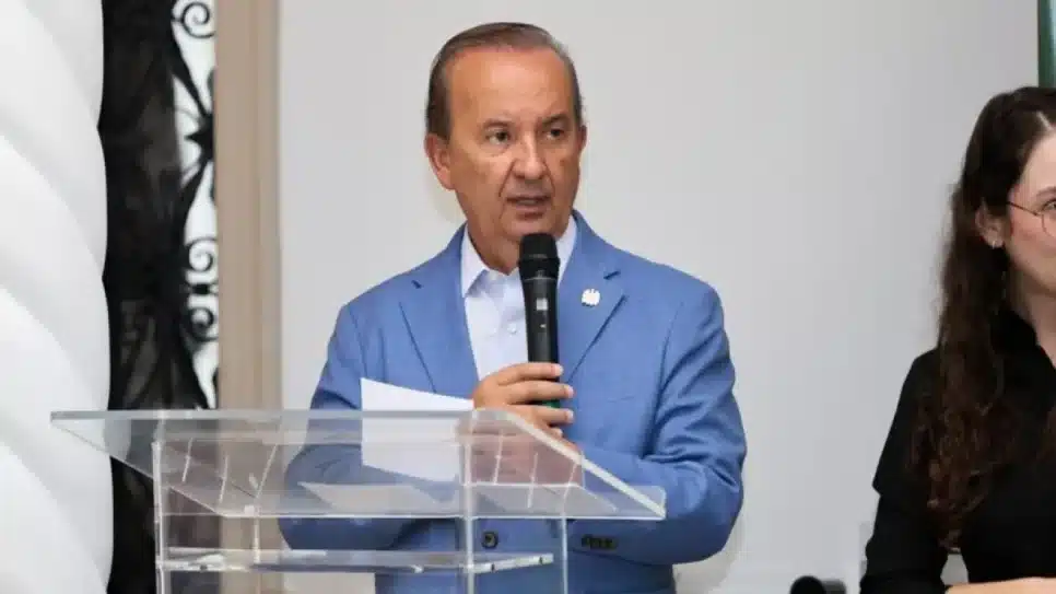 O governador de Santa Catarina, Jorginho Mello (PL), durante lançamento do Programa “SC em Libras” em 30 de março de 2026