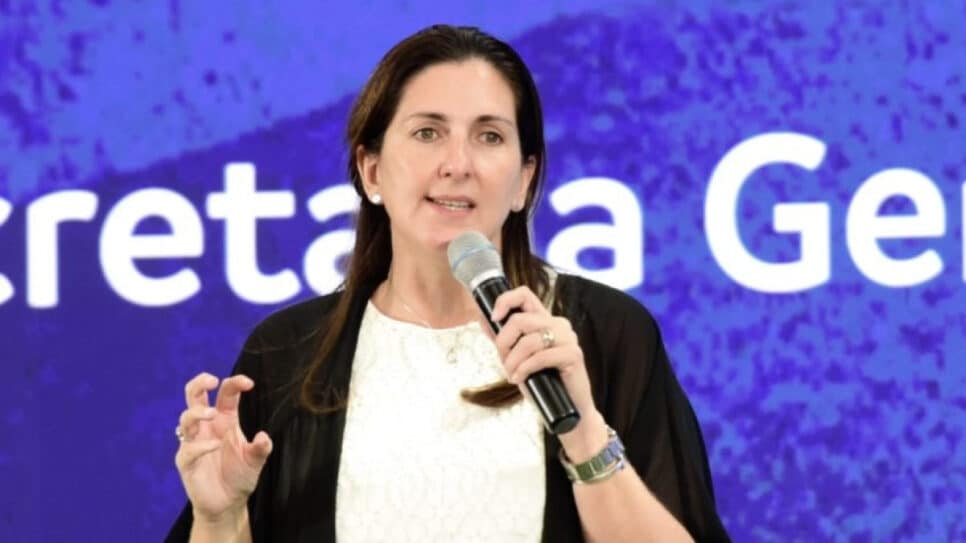 Jiménez defende que a única forma de erradicar a violência e a discriminação é por meio da educação