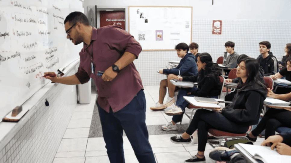 o adicional se justifica pela exposição contínua e massiva dos docentes a riscos biológicos