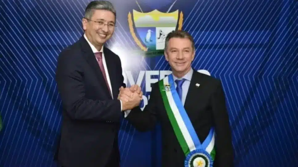 Antonio Denarium ao lado do vice-governador Damião em agenda política em Brasília