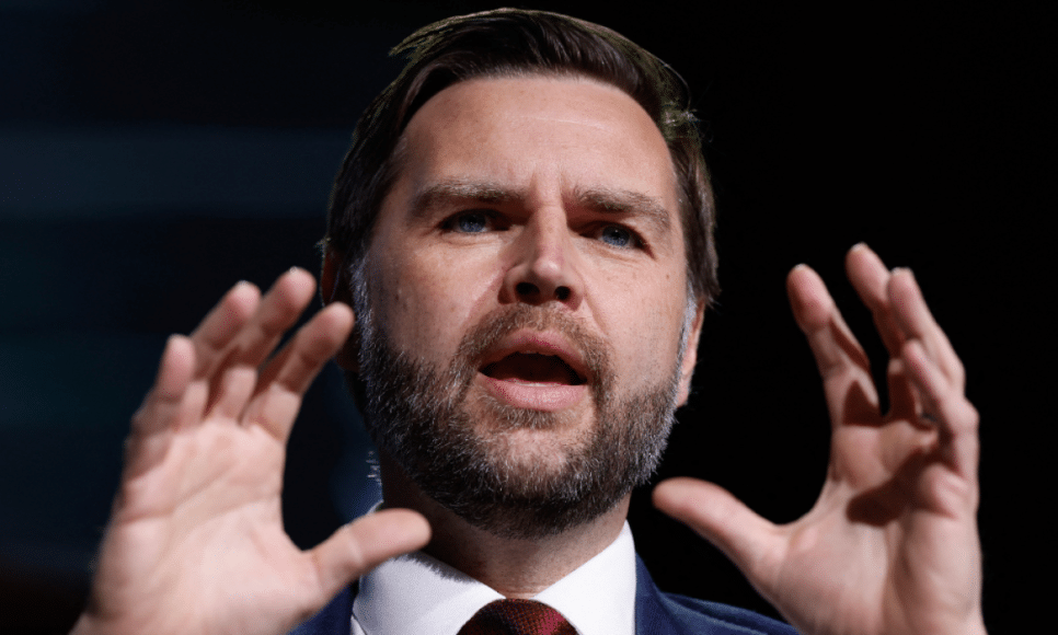 Vice-presidente dos Estados Unidos, JD Vance, afirma que o papa Leão XIV deveria 'ter cuidado' ao falar de teologia