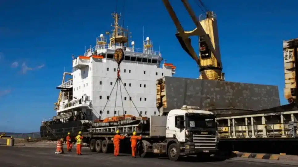 Na imagem, o Porto de Santos