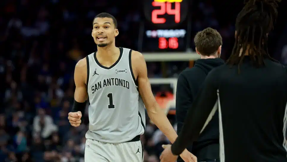 Victor Wembanyama segue brilhando na NBA pelo San Antonio Spurs